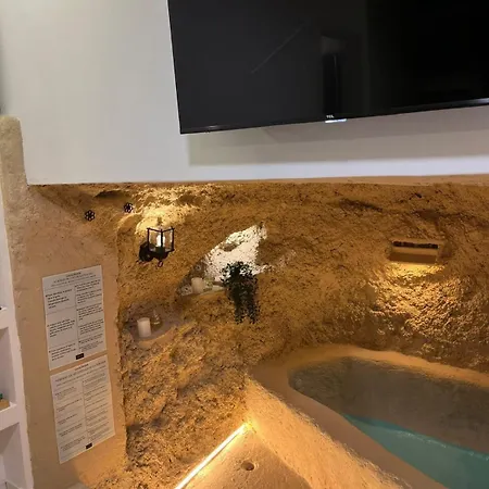 Casas De Micaela-atico Con Terraza O Cueva Con Piscina * 圣克鲁斯-德特内里费