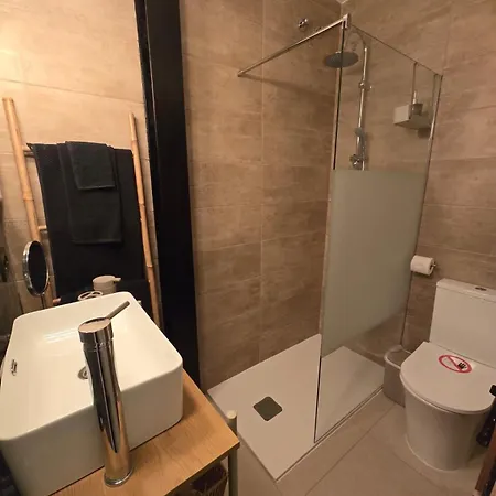 公寓 Casas De Micaela-atico Con Terraza O Cueva Con Piscina 圣克鲁斯-德特内里费